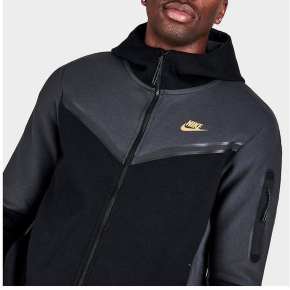 Nike Sportswear Tech Fleece 2-piece Hoodie/Joggers - Smoke grey/metallic gold - Picture 5 of 14